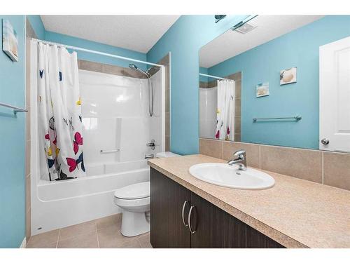 2352 Baywater Crescent Sw, Airdrie, AB - Indoor Photo Showing Bathroom