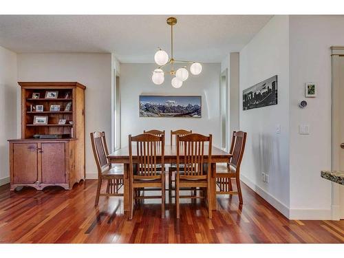 2224 9 Avenue Se, Calgary, AB - Indoor Photo Showing Dining Room