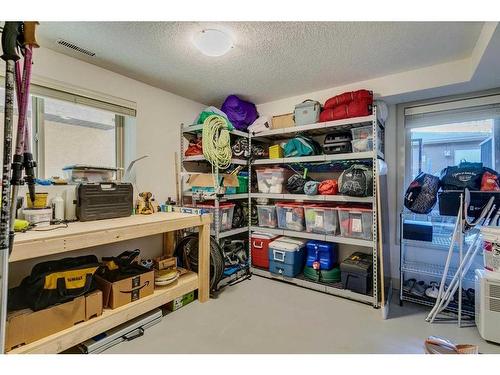 2224 9 Avenue Se, Calgary, AB - Indoor