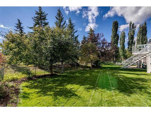 107 Hawkmount Close Nw, Calgary, AB - Outdoor