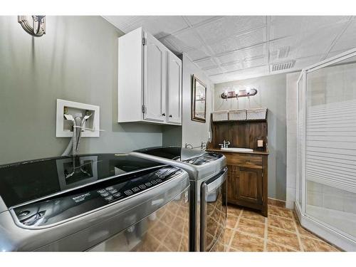 226 Midridge Crescent Se, Calgary, AB - Indoor Photo Showing Laundry Room