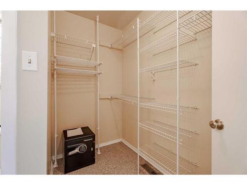 3235 Conrad Crescent Nw, Calgary, AB - Indoor With Storage