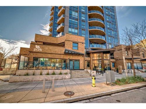 202-303 13 Avenue Sw, Calgary, AB - Outdoor With Facade