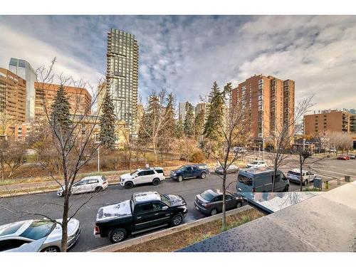 202-303 13 Avenue Sw, Calgary, AB - Outdoor