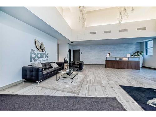 202-303 13 Avenue Sw, Calgary, AB - Indoor