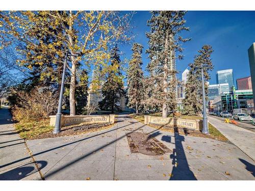 202-303 13 Avenue Sw, Calgary, AB - Outdoor