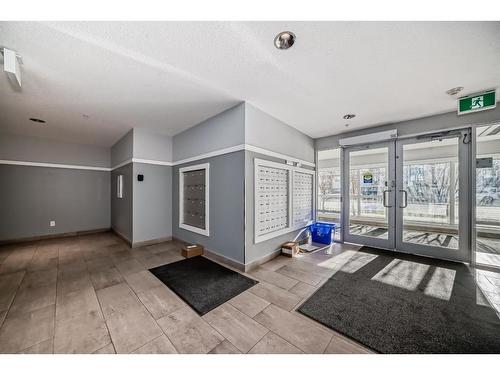 220-4350 Seton Drive Se, Calgary, AB - Indoor Photo Showing Other Room