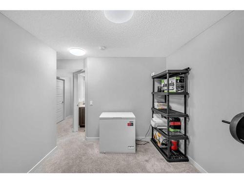 520-32 Red Embers Parade Ne, Calgary, AB - Indoor Photo Showing Other Room