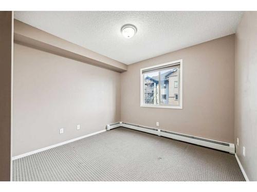 2215-16969 24 Street Sw, Calgary, AB - Indoor Photo Showing Other Room