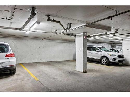 2215-16969 24 Street Sw, Calgary, AB - Indoor Photo Showing Garage