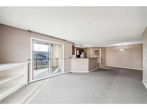 2215-16969 24 Street Sw, Calgary, AB -  Photo Showing Other Room