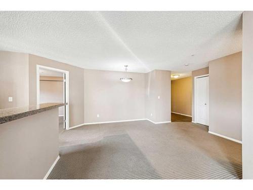 2215-16969 24 Street Sw, Calgary, AB - Indoor Photo Showing Other Room