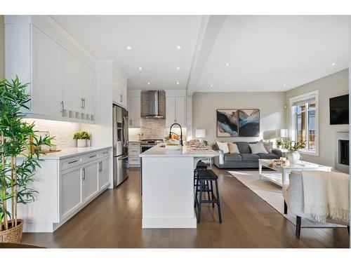 44 Windford Park Sw, Airdrie, AB - Indoor Photo Showing Kitchen With Upgraded Kitchen