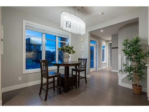 44 Windford Park Sw, Airdrie, AB - Indoor Photo Showing Dining Room