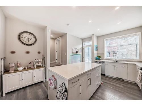 821 Sage Meadows Gardens Nw, Calgary, AB - Indoor Photo Showing Kitchen