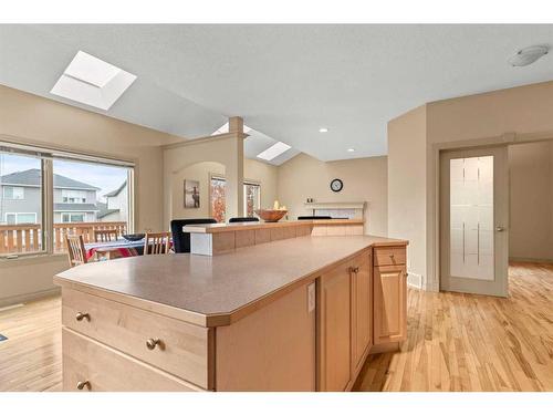 144 Oakmere Place, Chestermere, AB - Indoor Photo Showing Kitchen