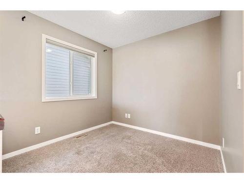 113 Brightoncrest Grove Se, Calgary, AB - Indoor Photo Showing Other Room