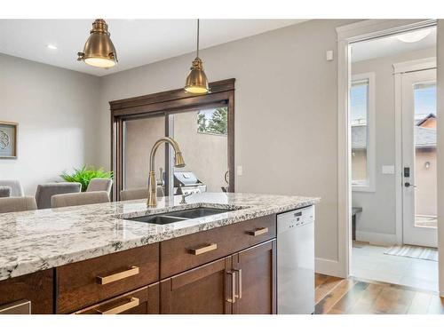 4512 16A Street Sw, Calgary, AB - Indoor Photo Showing Kitchen With Double Sink With Upgraded Kitchen