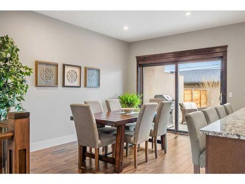 4512 16A Street Sw, Calgary, AB - Indoor Photo Showing Dining Room