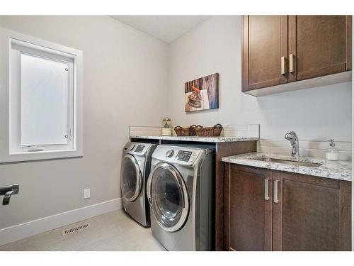 4512 16A Street Sw, Calgary, AB - Indoor Photo Showing Laundry Room