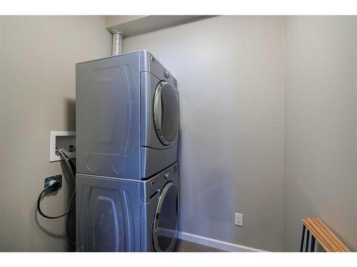 410-103 Valley Ridge Manor Nw, Calgary, AB - Indoor Photo Showing Laundry Room