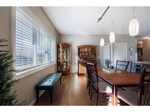 410-103 Valley Ridge Manor Nw, Calgary, AB - Indoor Photo Showing Dining Room