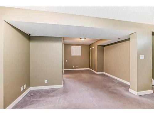 21 Osborne Street, Red Deer, AB - Indoor