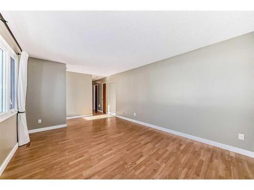 21 Osborne Street, Red Deer, AB - Indoor Photo Showing Other Room