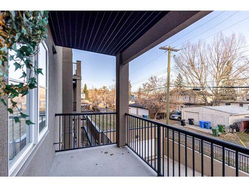 202-518 33 Street Nw, Calgary, AB - Outdoor With Exterior