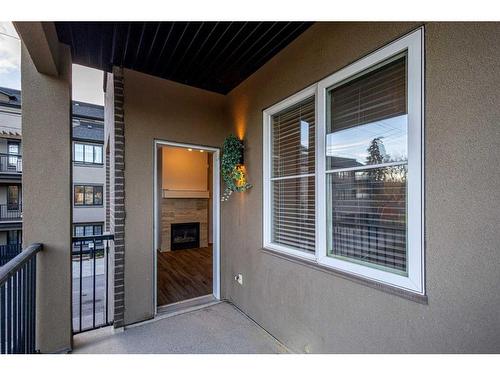 202-518 33 Street Nw, Calgary, AB - Outdoor With Exterior