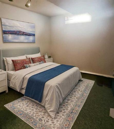 173 Coral Sands Place Ne, Calgary, AB - Indoor Photo Showing Bedroom