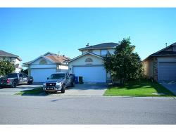 173 Coral Sands Place NE Calgary, AB T3J 3J2