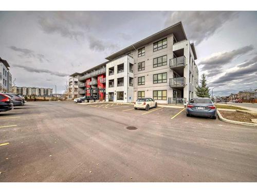 1114-350 Livingston Common Ne, Calgary, AB - Outdoor