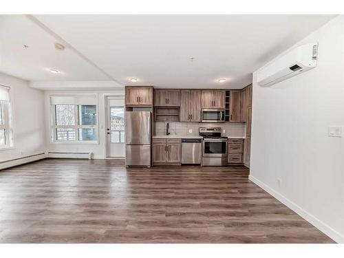 1114-350 Livingston Common Ne, Calgary, AB - Indoor Photo Showing Kitchen