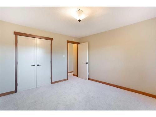 312-315 50 Avenue Sw, Calgary, AB - Indoor Photo Showing Other Room