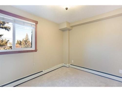 312-315 50 Avenue Sw, Calgary, AB - Indoor Photo Showing Other Room