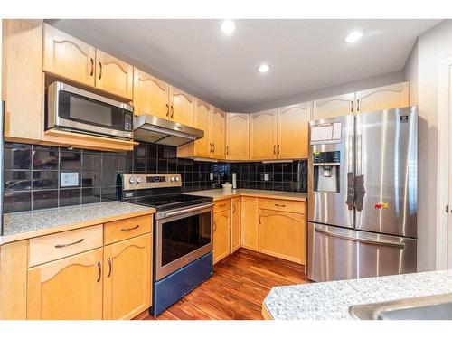 43 Evanston Rise Nw, Calgary, AB - Indoor Photo Showing Kitchen