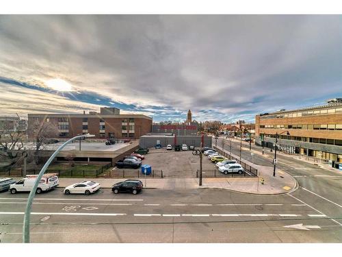 306-188 15 Avenue Sw, Calgary, AB - Outdoor With View