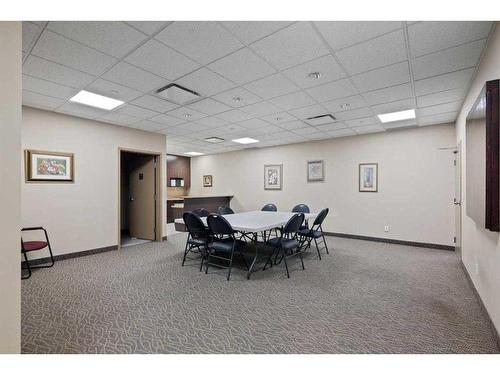 813-738 3 Avenue Sw, Calgary, AB - Indoor