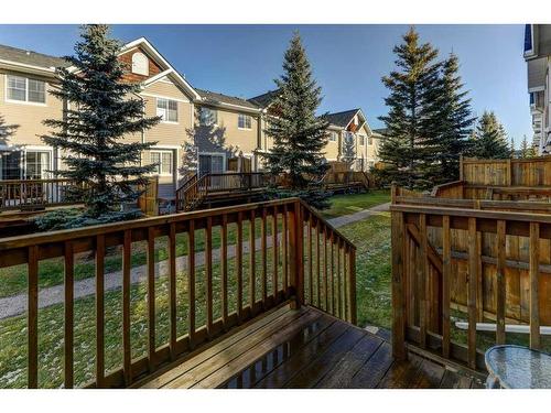 66 Country Village Villas Ne, Calgary, AB - Outdoor