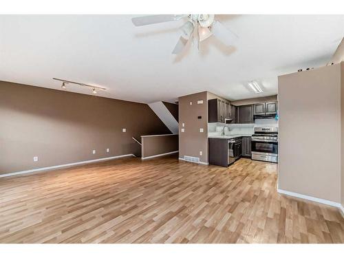 218 Taracove Place Ne, Calgary, AB - Indoor