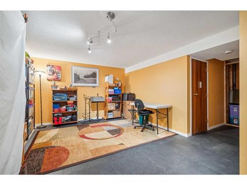 3411 Boulton Road Nw, Calgary, AB - Indoor