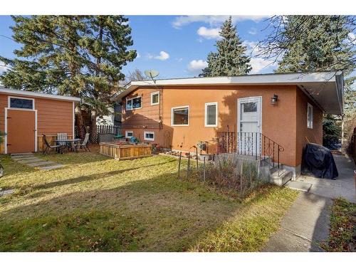 3411 Boulton Road Nw, Calgary, AB - Outdoor With Exterior