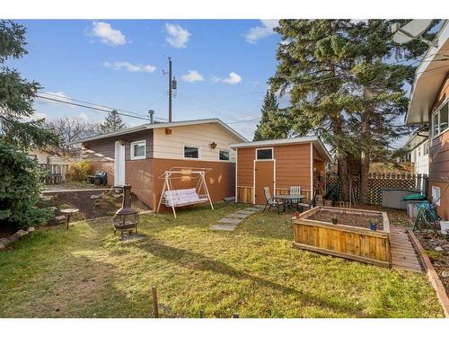 3411 Boulton Road Nw, Calgary, AB - Outdoor With Exterior