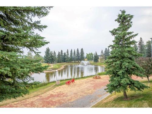 309-3309 Hawksbrow Point Nw, Calgary, AB - Outdoor