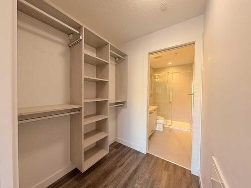 203-730 5 Street Ne, Calgary, AB - Indoor With Storage