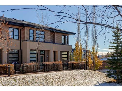 333 Aspen Hills Villas Sw, Calgary, AB - Outdoor