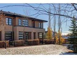 333 Aspen Hills Villas SW Calgary, AB T3H 0H9