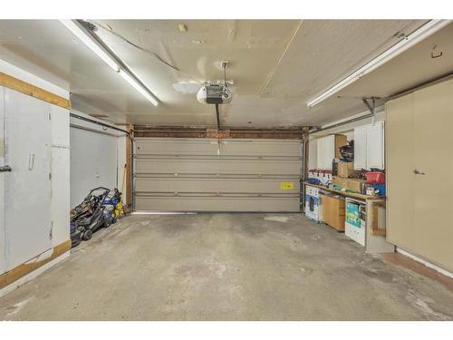 48 Deerview Place Se, Calgary, AB - Indoor Photo Showing Garage