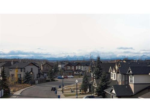 532-26 Val Gardena View Sw, Calgary, AB - Outdoor